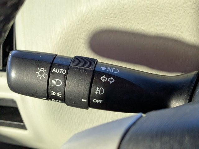 2013 Toyota Prius v Five