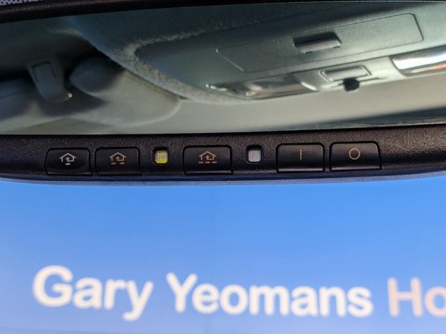 2013 Toyota Prius v Five