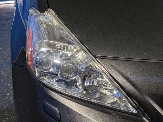 2013 Toyota Prius v Five