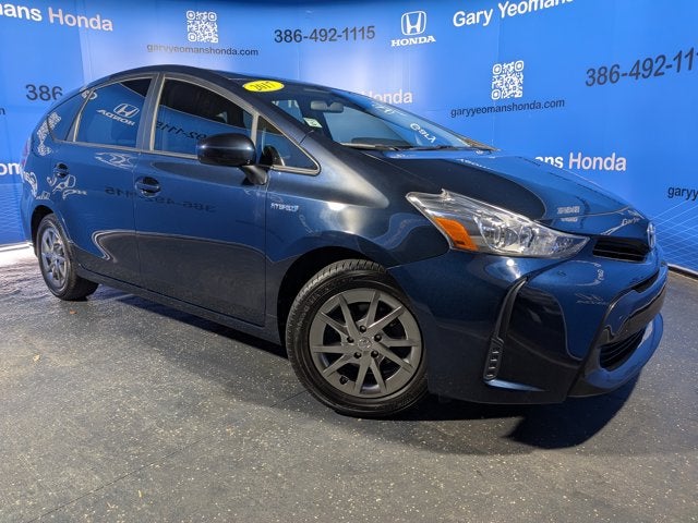 2017 Toyota Prius v Two