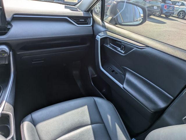 2021 Toyota RAV4 Hybrid XLE Premium
