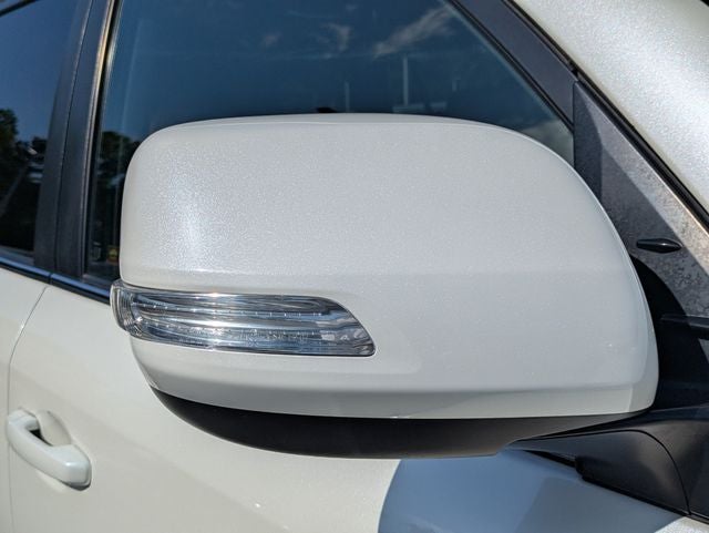 2020 Toyota Land Cruiser Base
