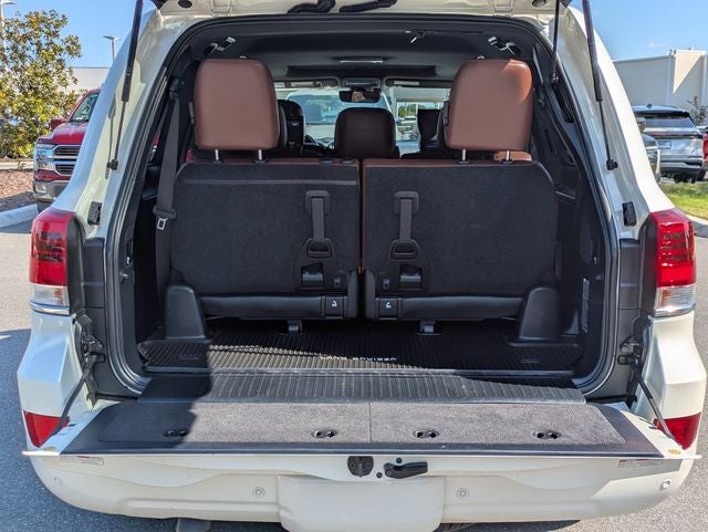 2020 Toyota Land Cruiser Base