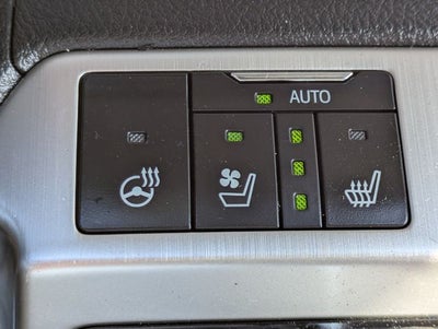 2020 Toyota Land Cruiser Base