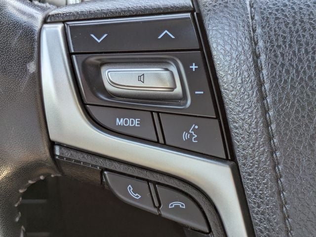 2020 Toyota Land Cruiser Base