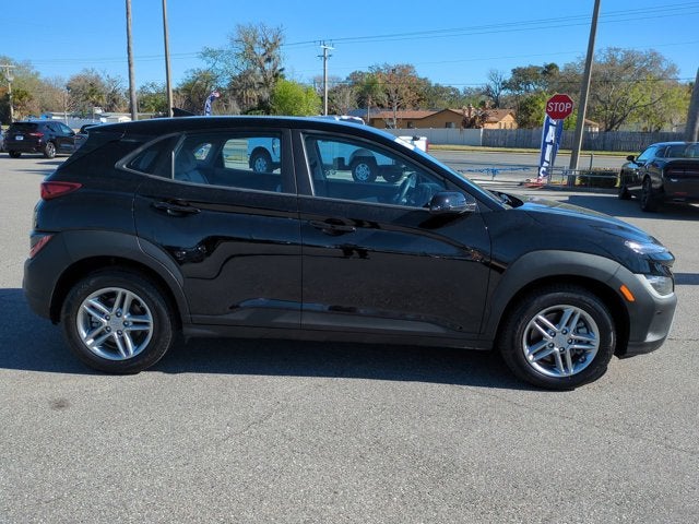 2023 Hyundai Kona SE