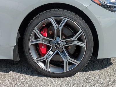 2019 Kia Stinger GT1