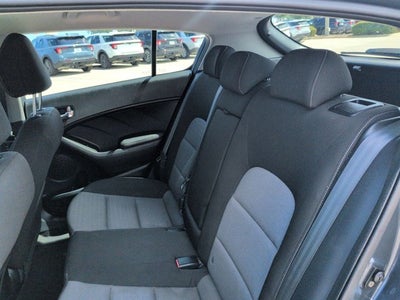 2016 Kia Forte 5-Door LX