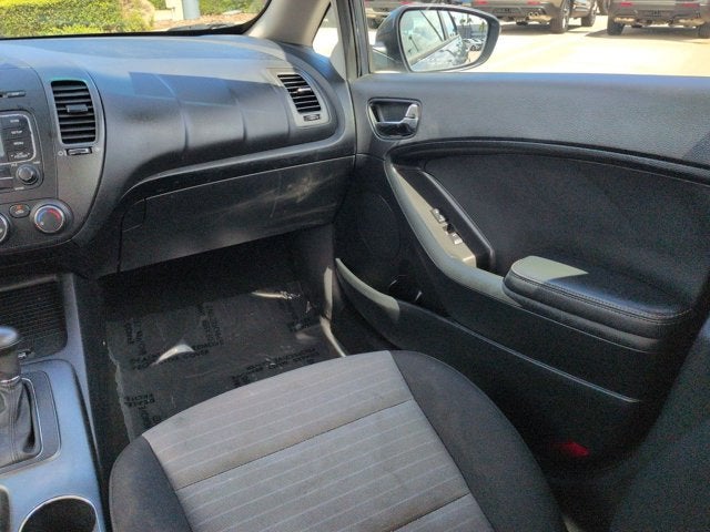 2016 Kia Forte 5-Door LX