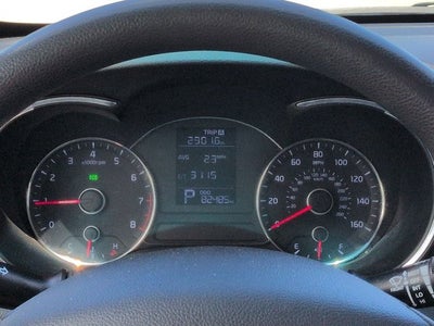 2016 Kia Forte 5-Door LX