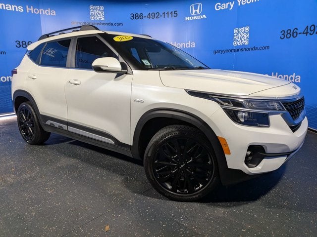 2022 Kia Seltos Nightfall