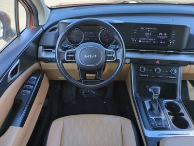 2024 Kia Carnival LX