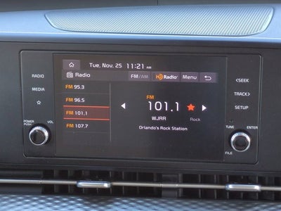 2024 Kia Carnival LX