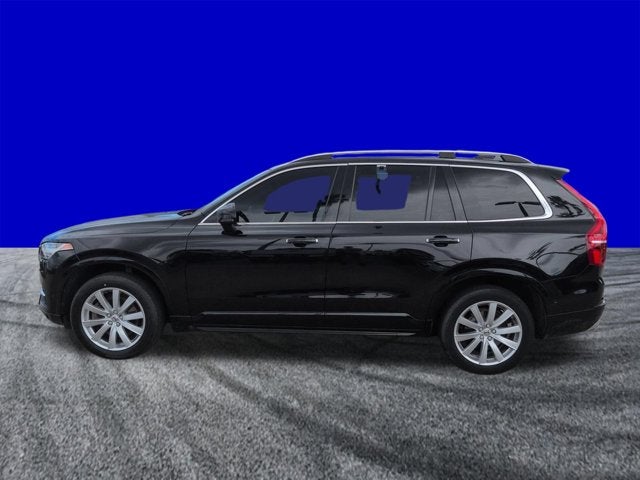 2017 Volvo XC90 T6 Momentum