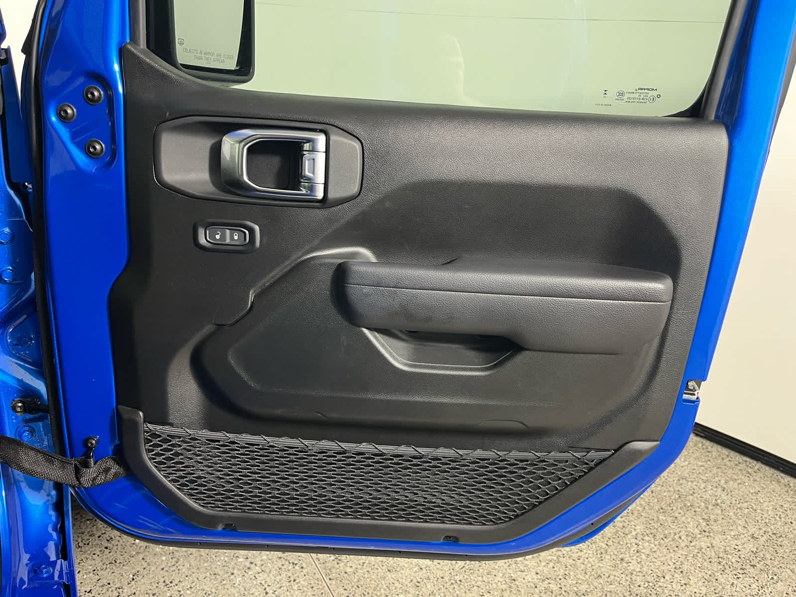 2025 Jeep Wrangler 4-Door Summit 4x4