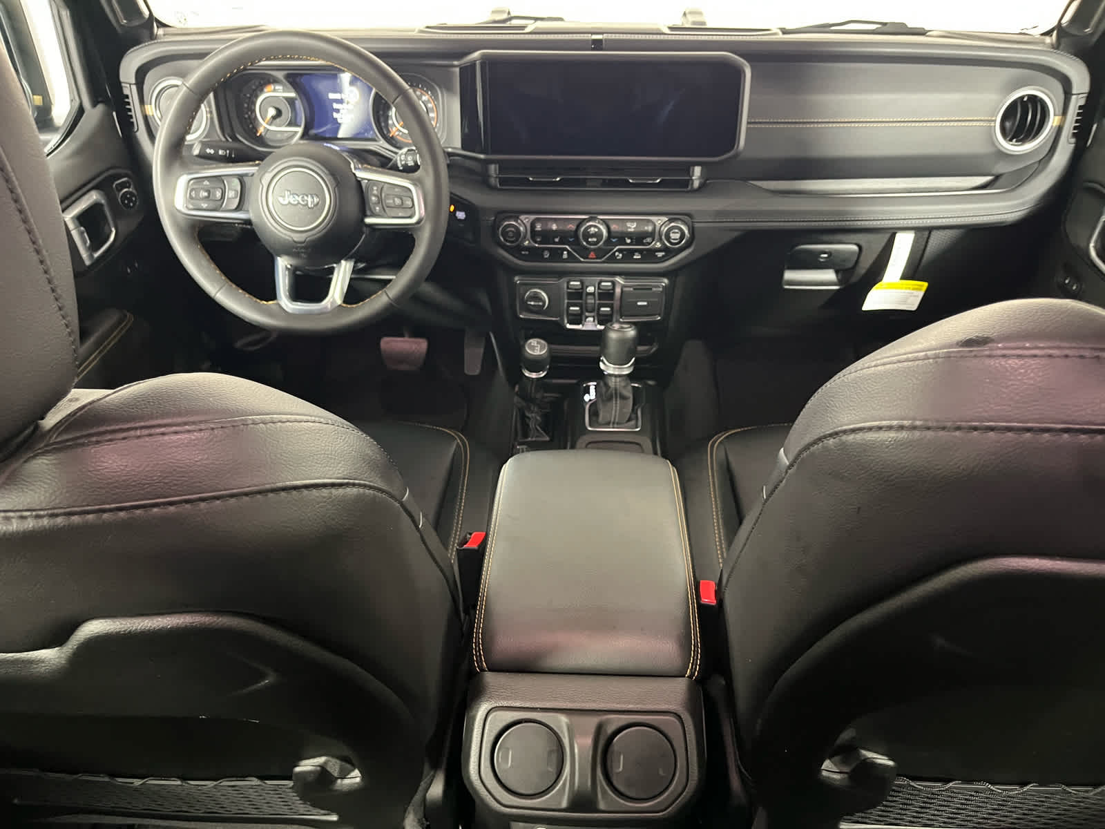 2024 Jeep Wrangler 4-Door Sahara 4x4