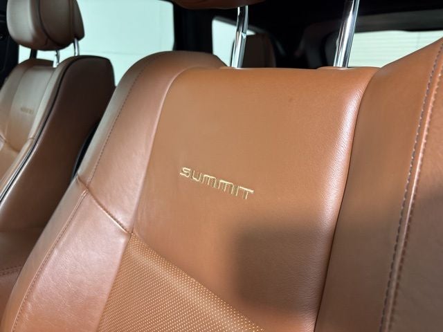 2021 Jeep Grand Cherokee Summit