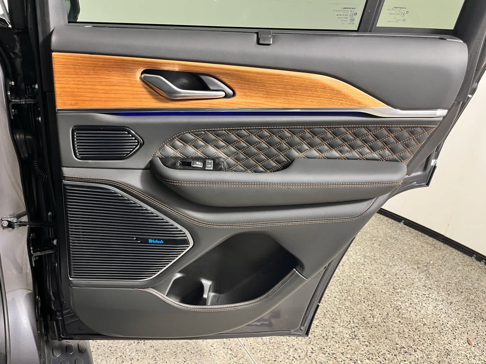2025 Jeep Grand Cherokee Summit Reserve