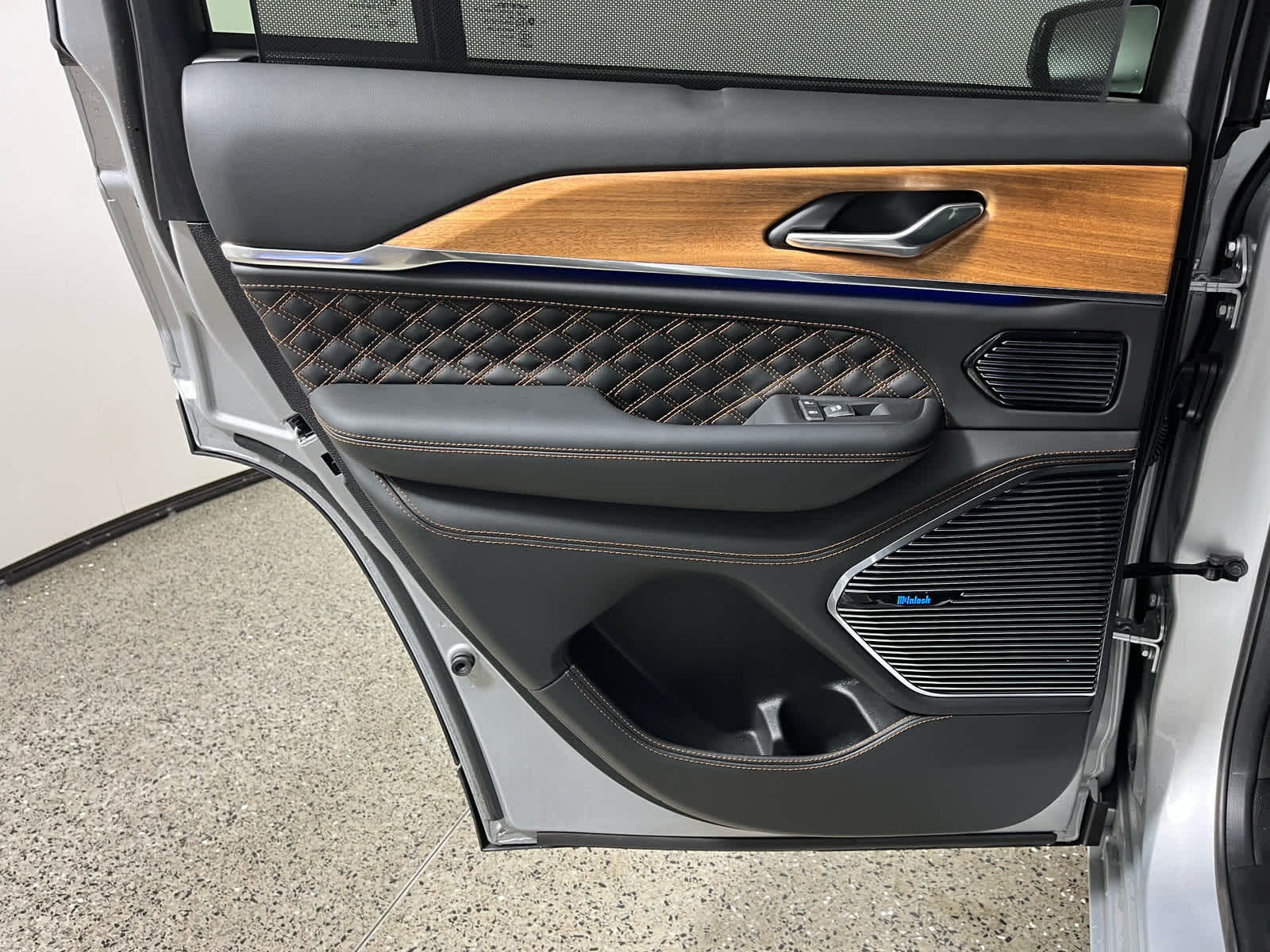 2025 Jeep Grand Cherokee Summit Reserve 4x4