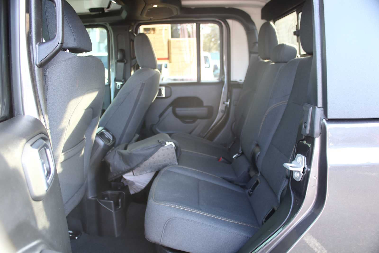 2024 Jeep Gladiator Sport S