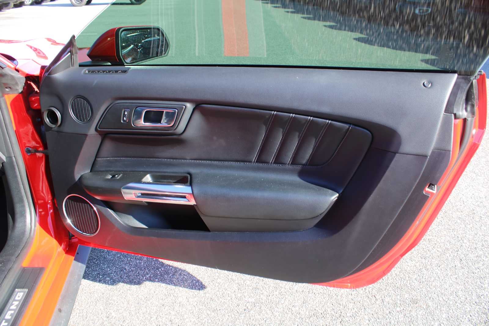 2022 Ford Mustang EcoBoost Premium Fastback