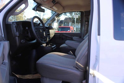 2022 Chevrolet Express Passenger RWD 3500 Extended Wheelbase LT