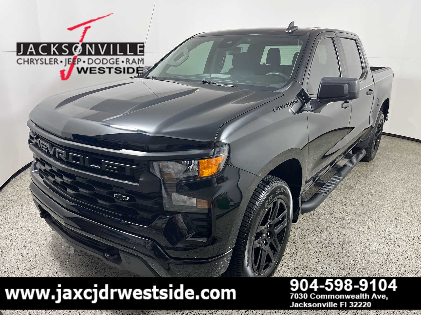 2024 Chevrolet Silverado 1500 2WD Crew Cab Short Bed Custom