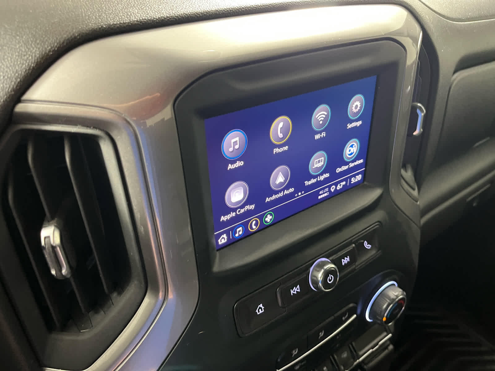 2024 Chevrolet Silverado 1500 2WD Crew Cab Short Bed Custom