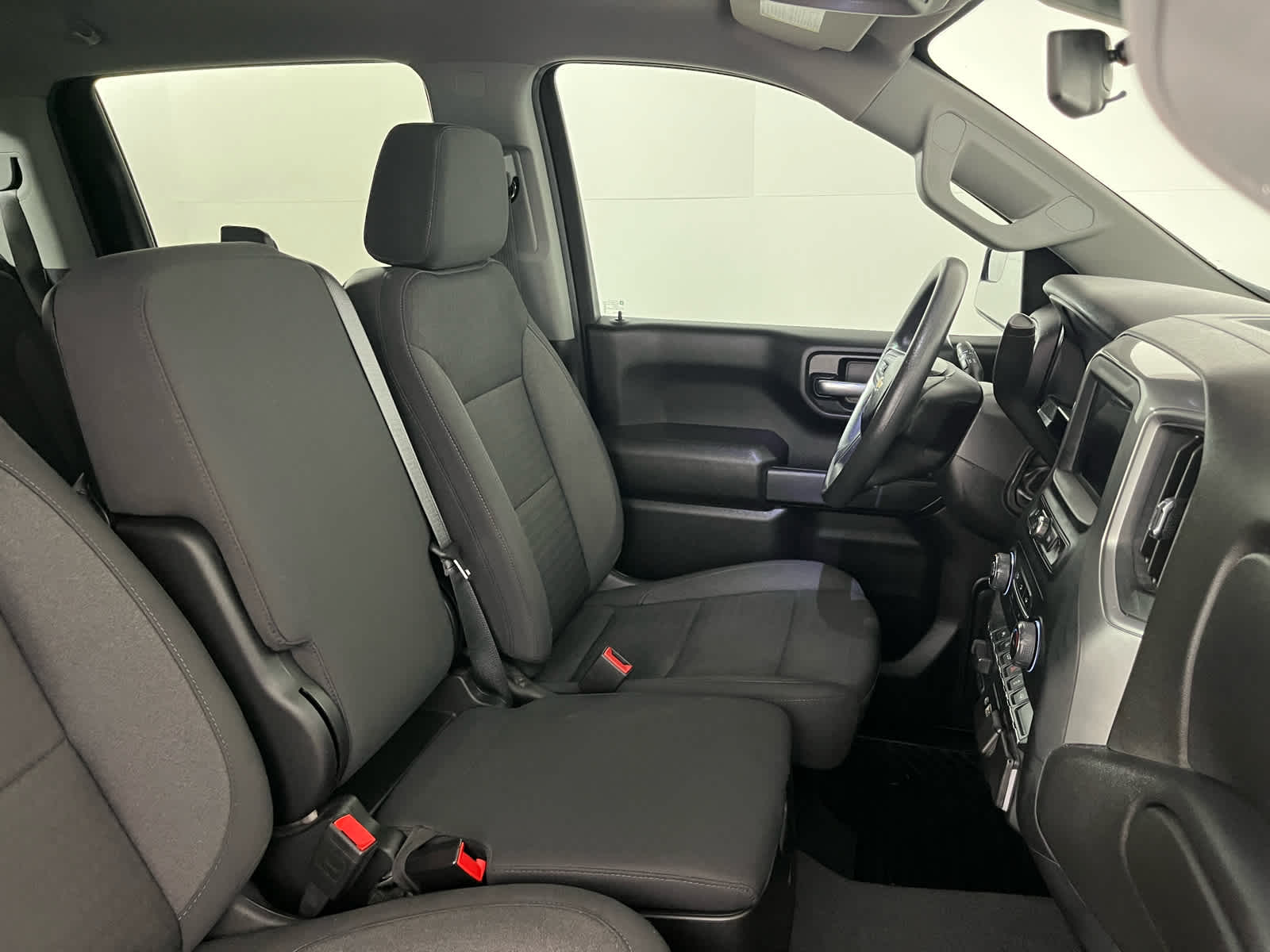 2024 Chevrolet Silverado 1500 2WD Crew Cab Short Bed Custom