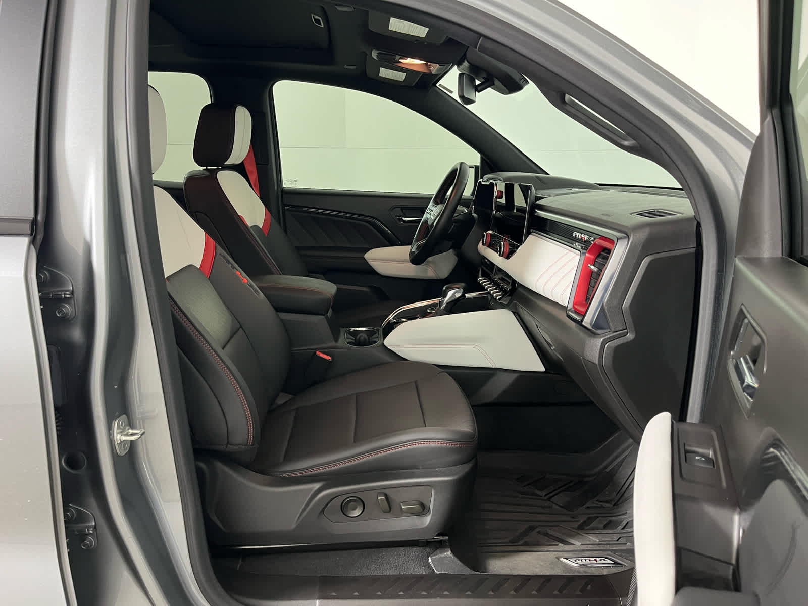 2024 GMC Canyon 4WD AT4X