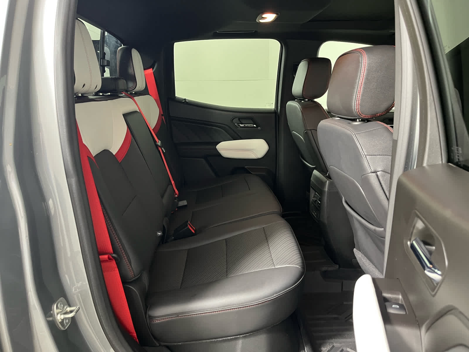 2024 GMC Canyon 4WD AT4X