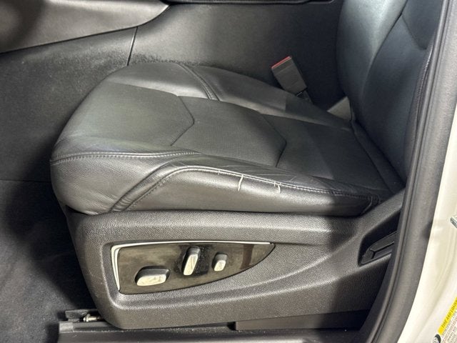2016 Cadillac Escalade Standard