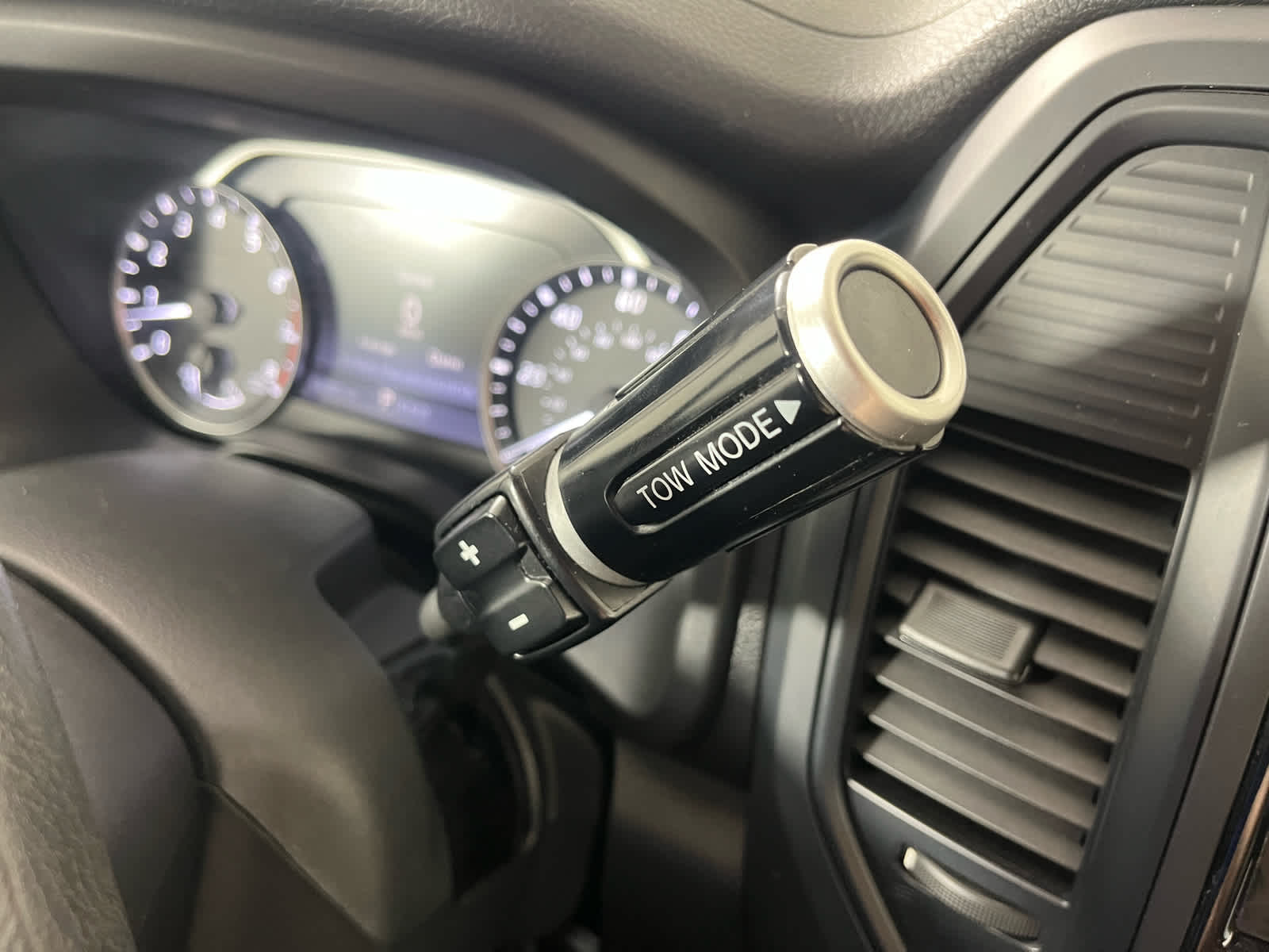 2021 Nissan Titan S