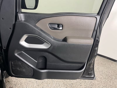 2022 Nissan Frontier Crew Cab SV 4x4