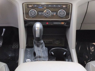 2021 Volkswagen Atlas 3.6L V6 SEL Premium