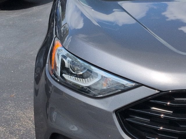 2022 Ford Edge SE