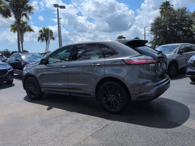 2022 Ford Edge SE