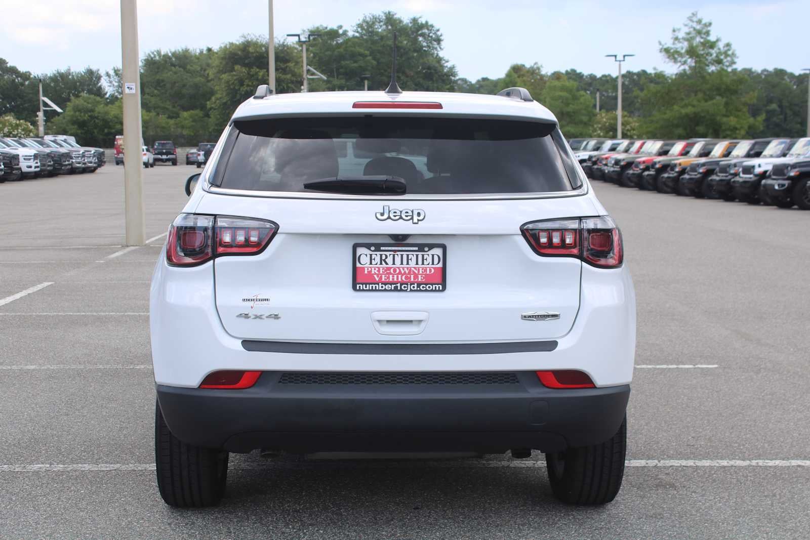 2023 Jeep Compass Latitude Lux