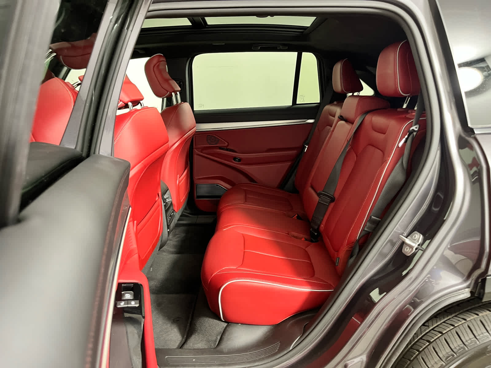 2024 Jeep Wagoneer S Launch Edition