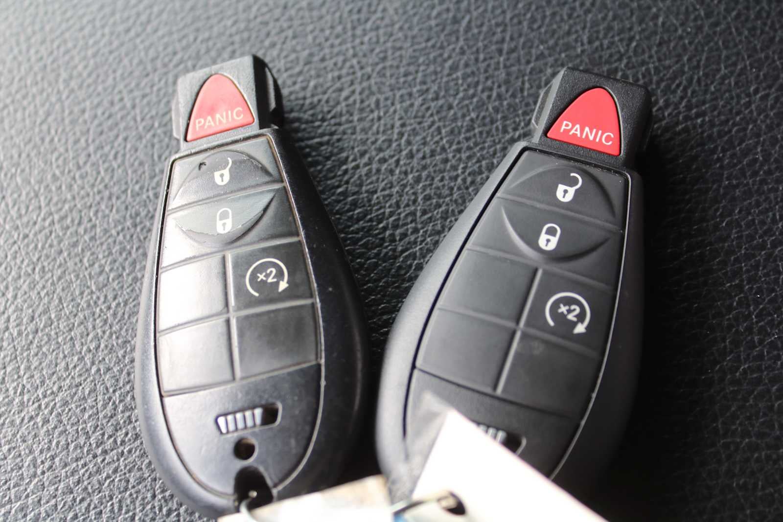 2022 RAM 1500 Classic Tradesman Crew Cab 4x4 5'7' Box