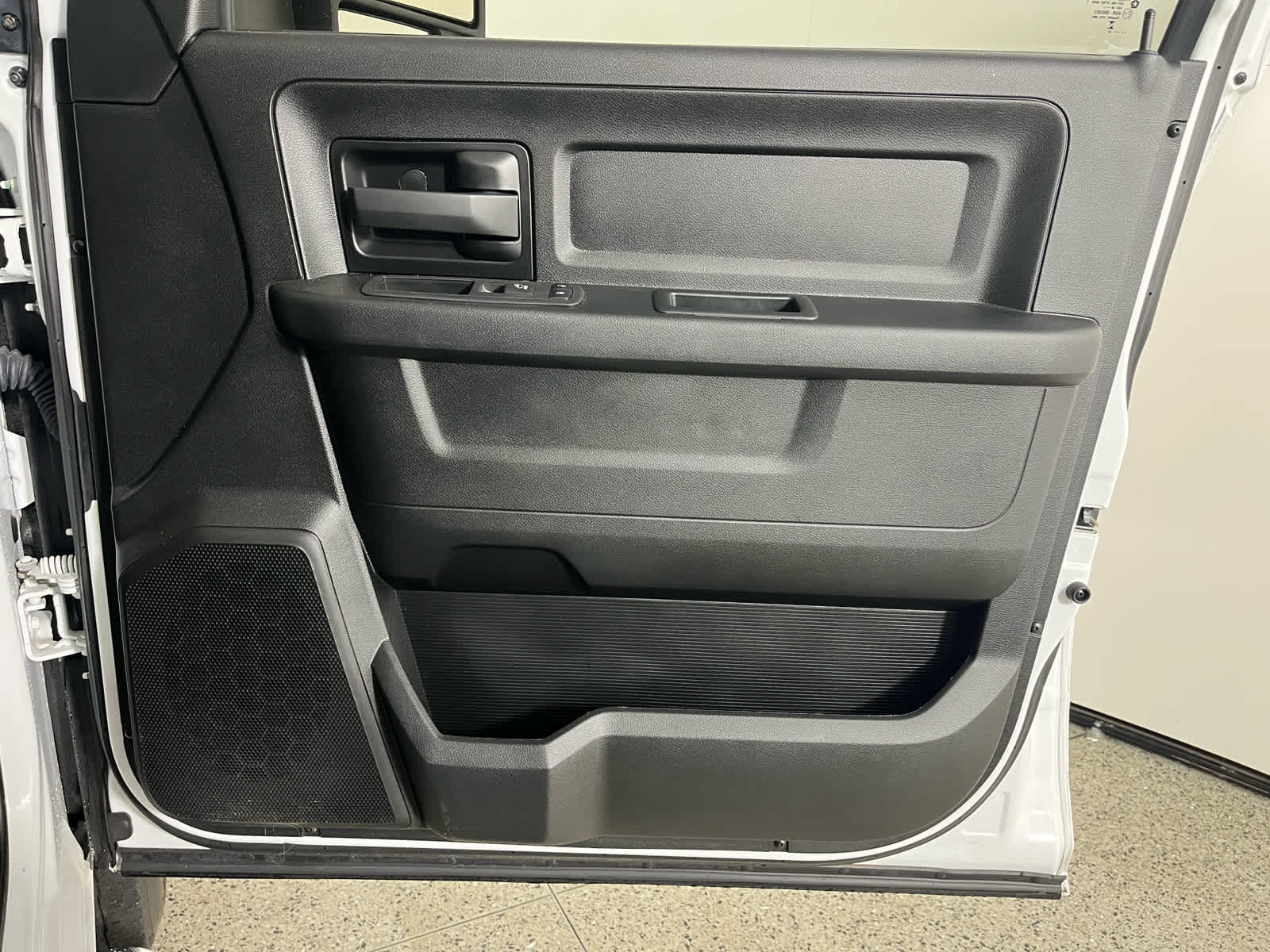 2024 RAM 2500 Tradesman Crew Cab 4x4 6'4' Box