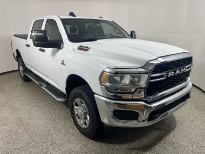 2024 RAM 2500 Tradesman Crew Cab 4x4 6'4' Box