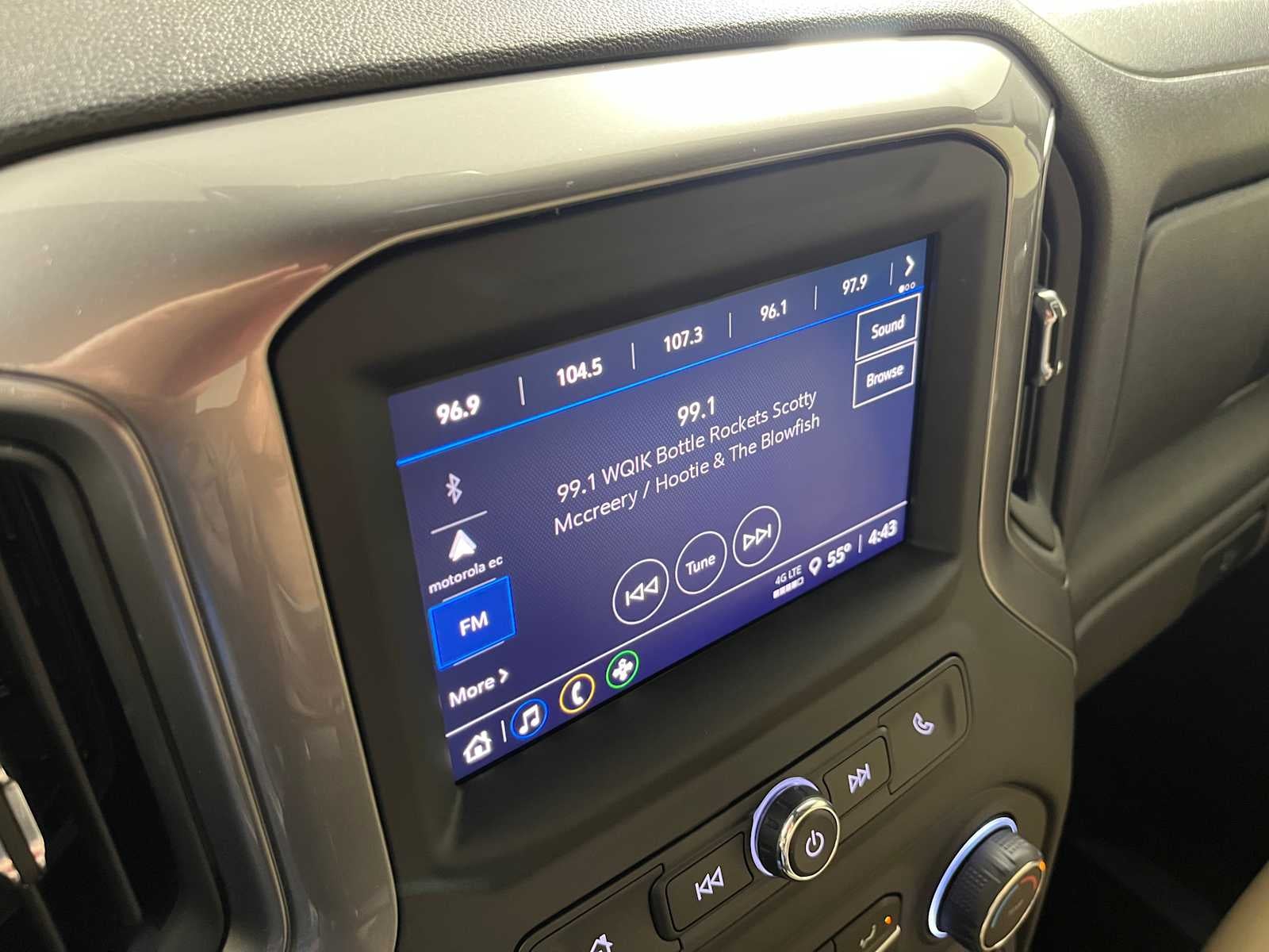 2025 Chevrolet Silverado 1500 2WD Regular Cab Standard Bed WT