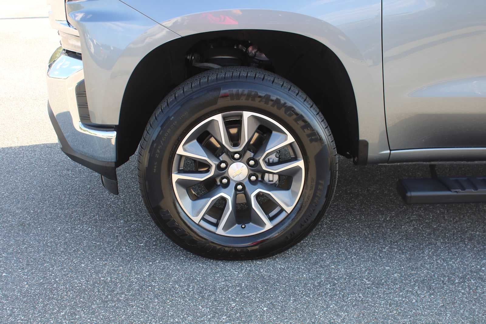 2021 Chevrolet Silverado 1500 4WD Crew Cab Short Bed LT