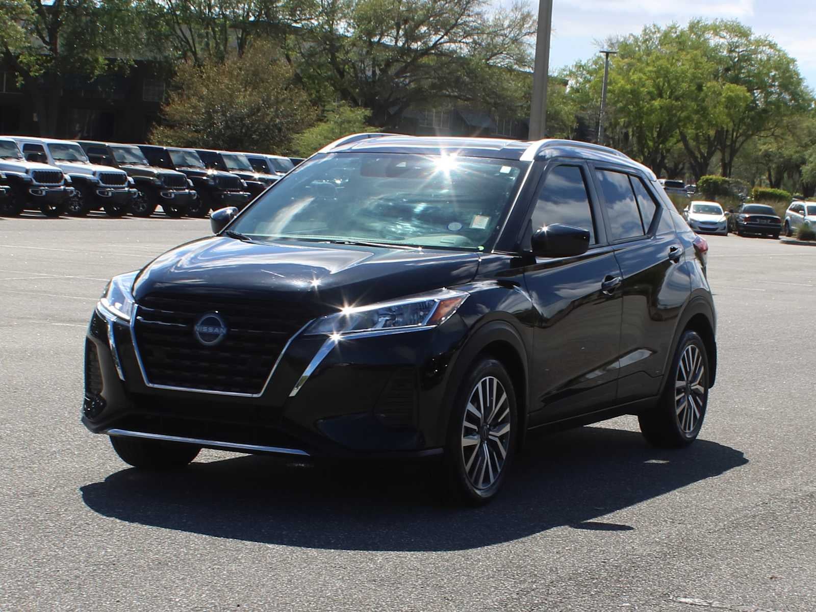 2024 Nissan Kicks SV Xtronic CVT