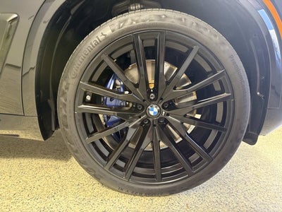 2024 BMW X5 M60i