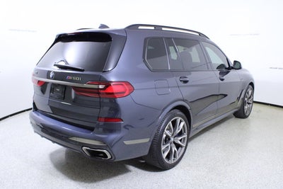 2022 BMW X7 M50i