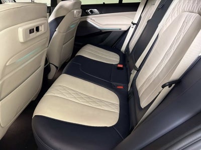 2021 BMW X5 M50i