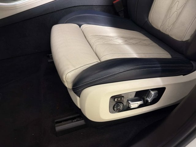 2021 BMW X5 M50i