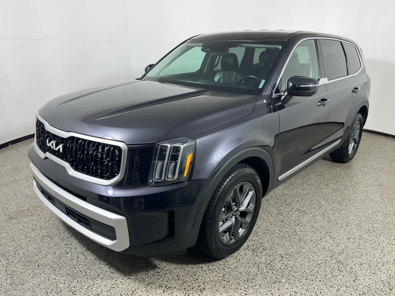 2025 Kia Telluride LX